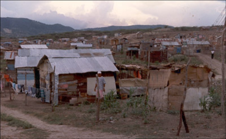 Fortalecimiento organizativo y educación integral de la infancia en comunidades urbano marginales de la República Dominicana