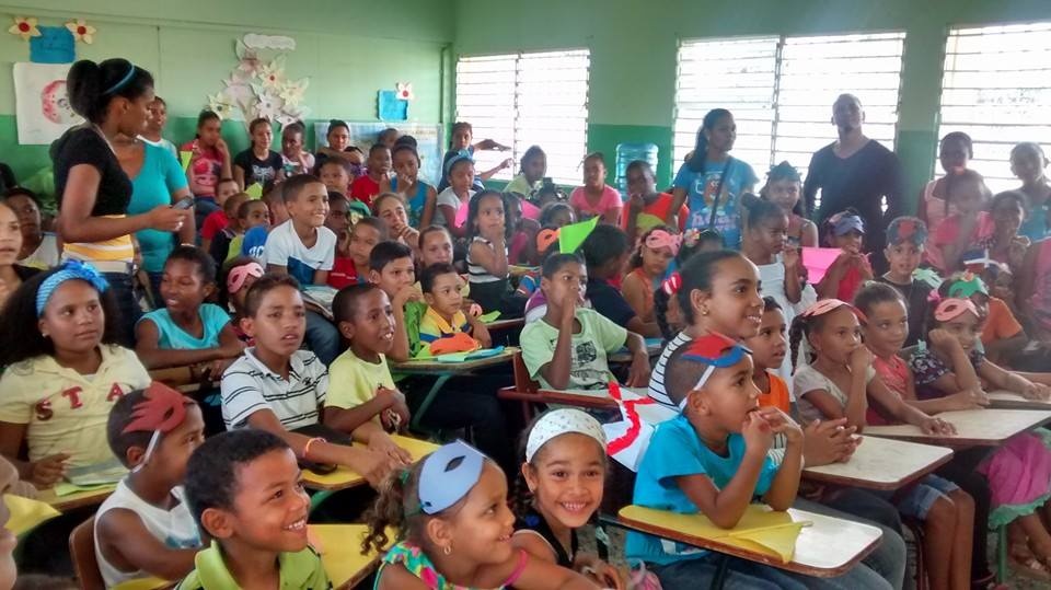 Educación para la Salud con niños y niñas de República Dominicana